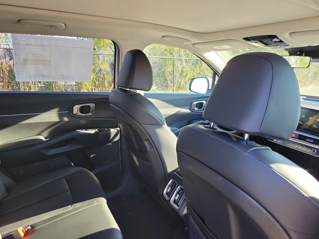 New 2026 White Kia S image 27