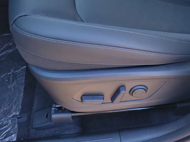 New 2026 White Kia S image 9