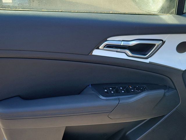 New 2026 White Kia EX image 5