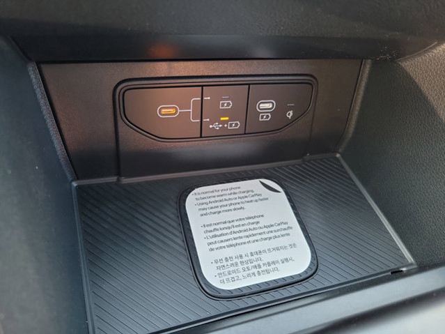 New 2026 White Kia EX image 18