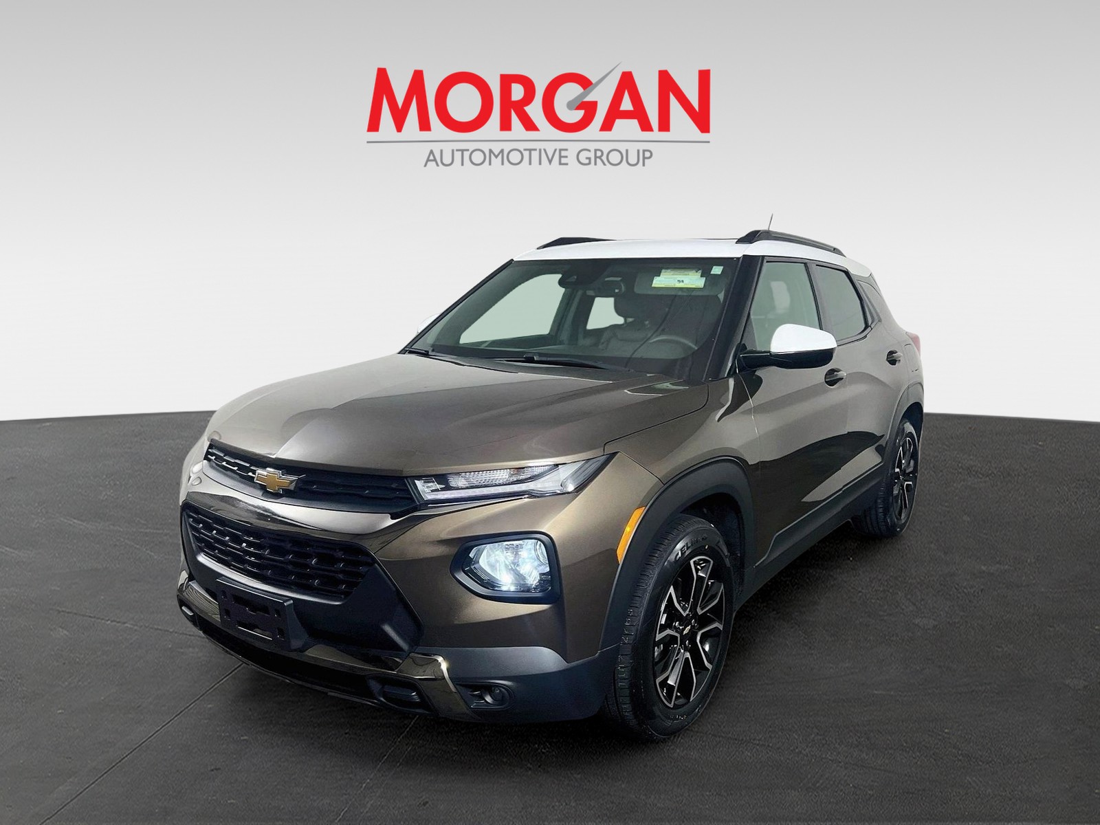 Used 2022 Brown Chevrolet ACTIV image 3