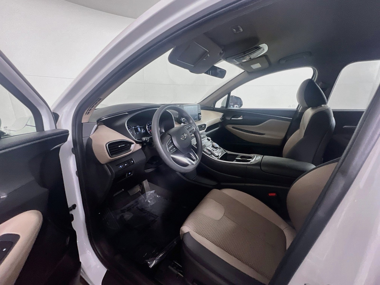Used 2022 Gray Hyundai SEL image 13
