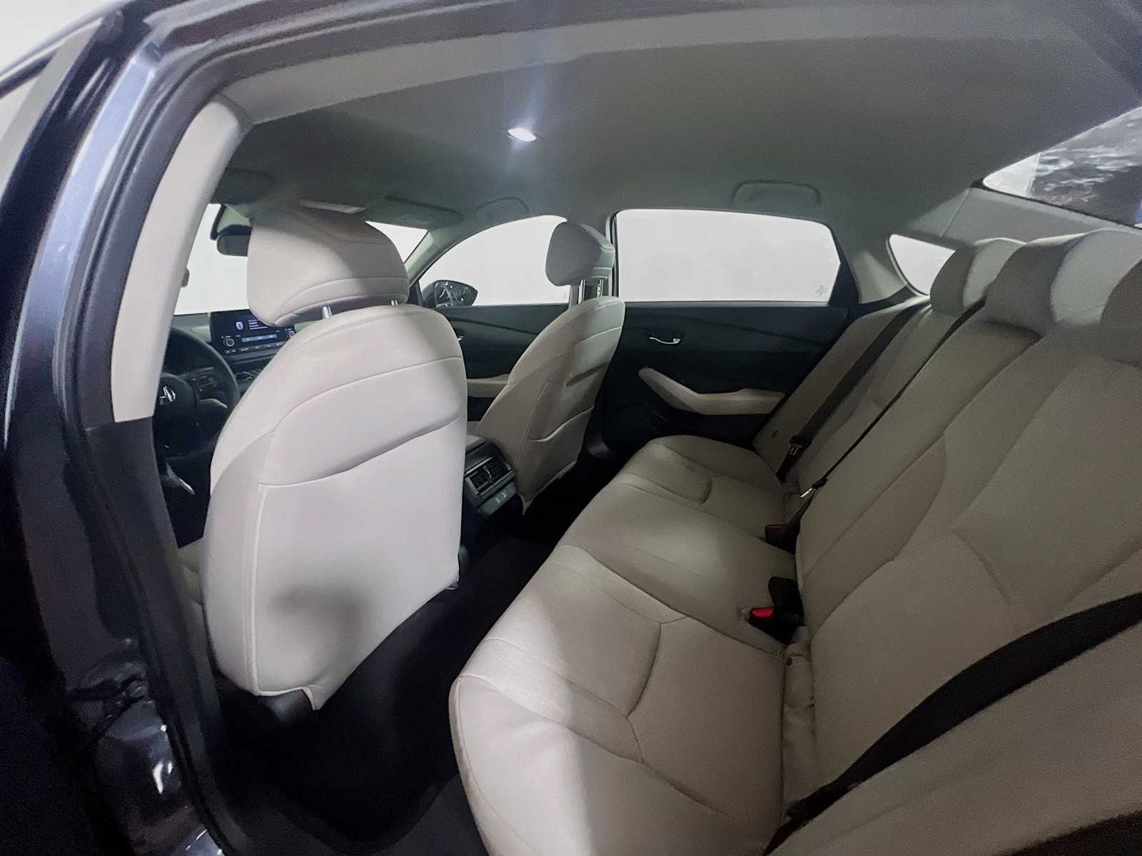 Certified Used 2025  Honda LX image 19