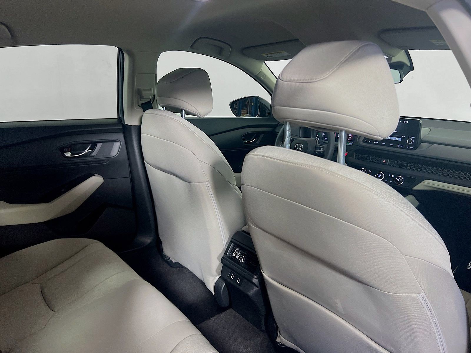 Certified Used 2025  Honda LX image 7