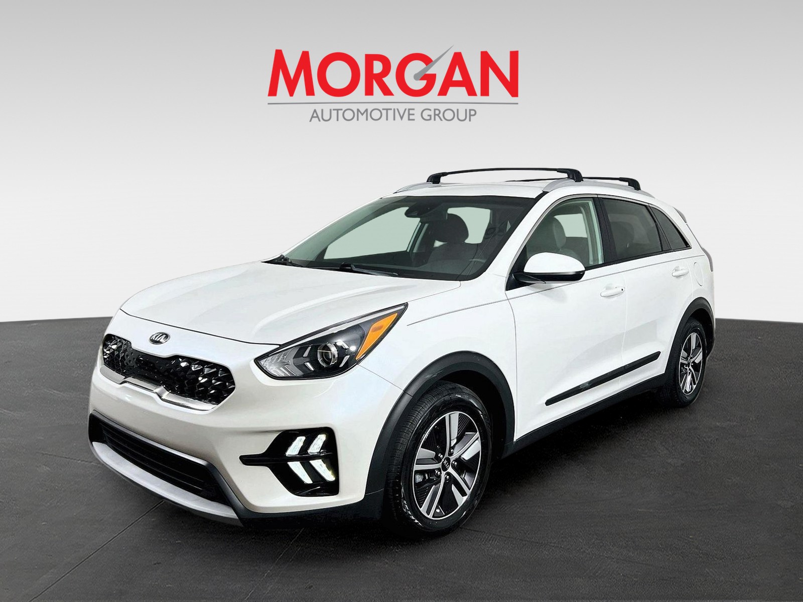 Used 2020 White Kia LXS image 3