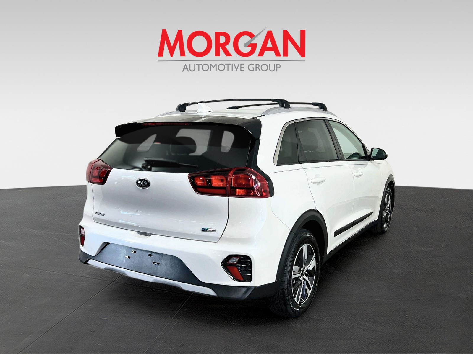 Used 2020 White Kia LXS image 6