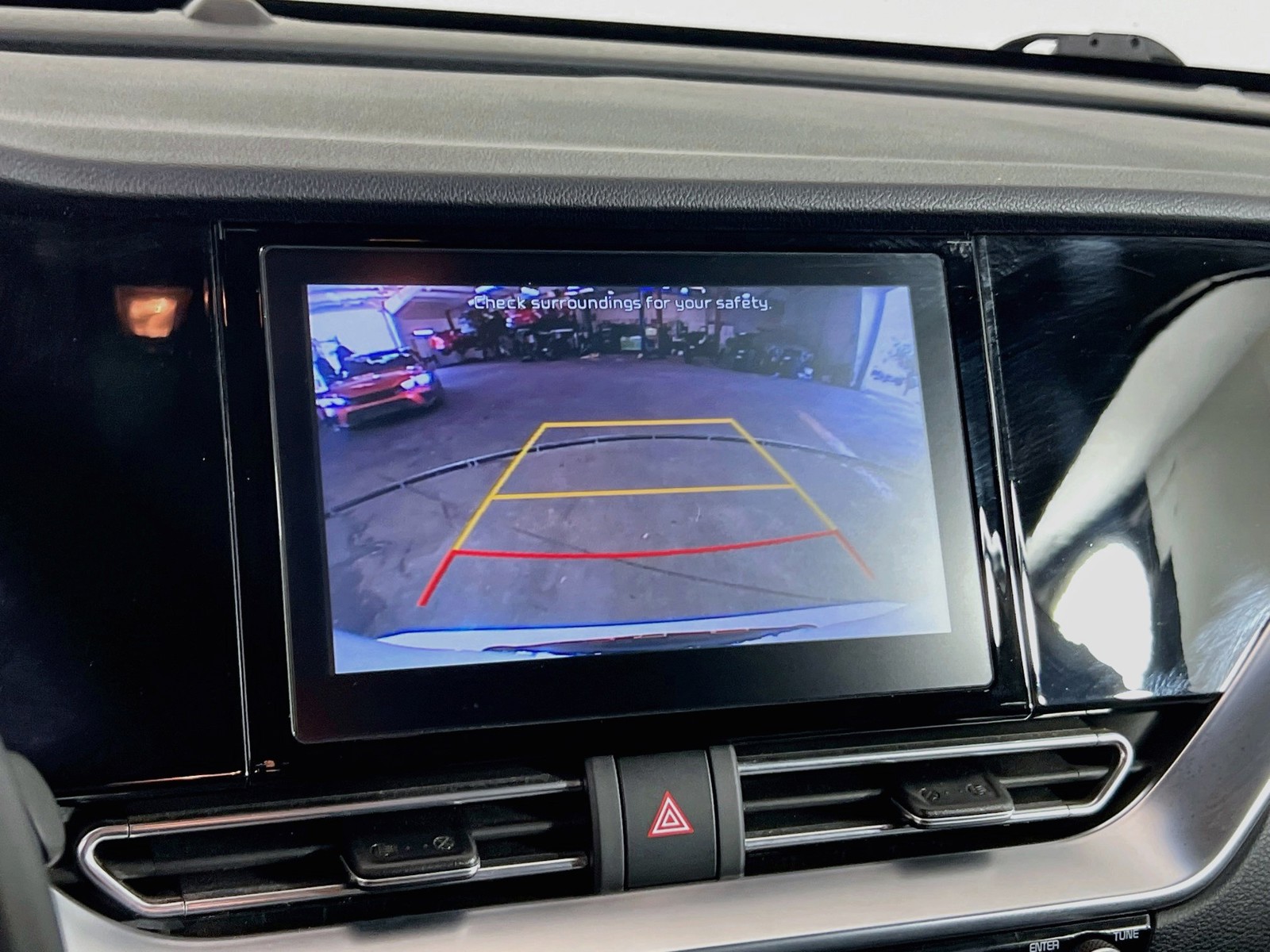 Used 2020 White Kia LXS image 13