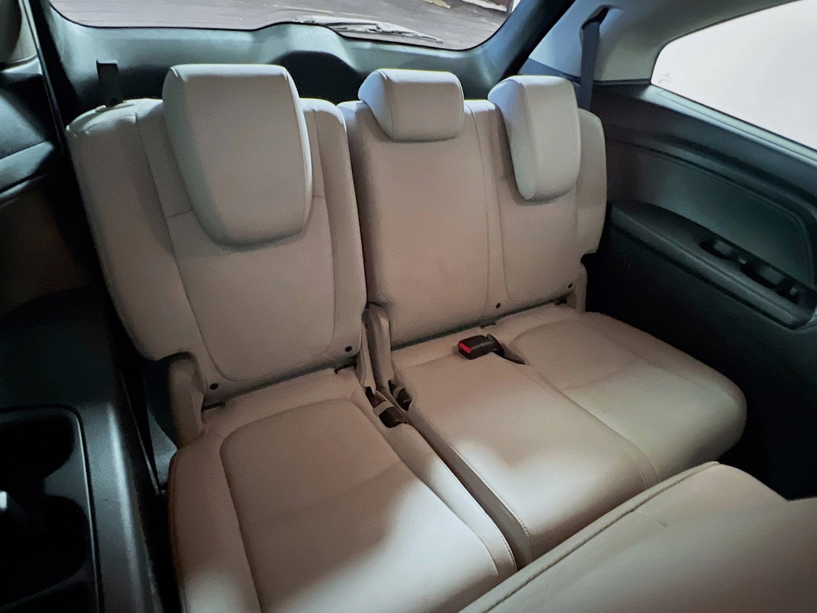 Used 2020 Gray Honda EX-L image 27