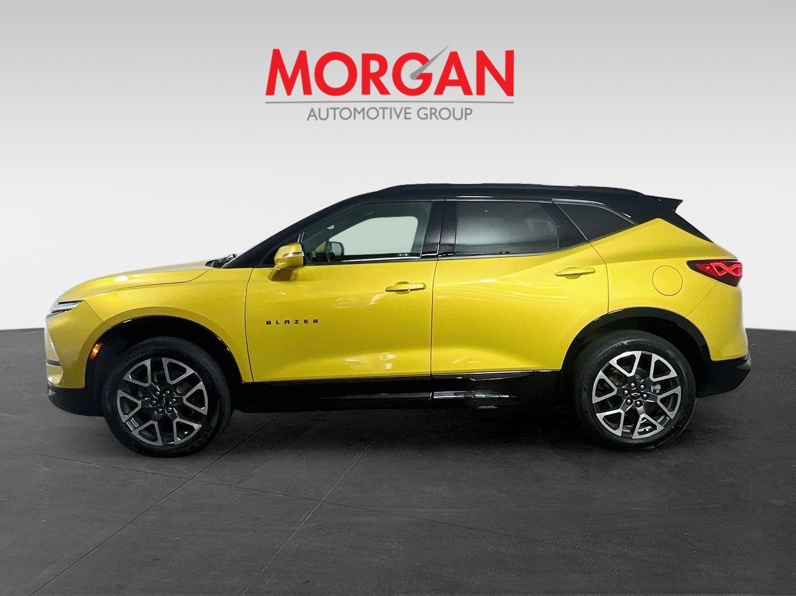 Used 2023 Yellow Chevrolet RS image 4