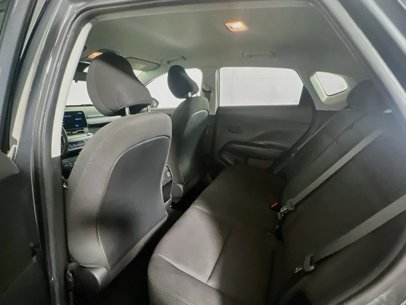 Used 2025 Gray Hyundai SEL image 16