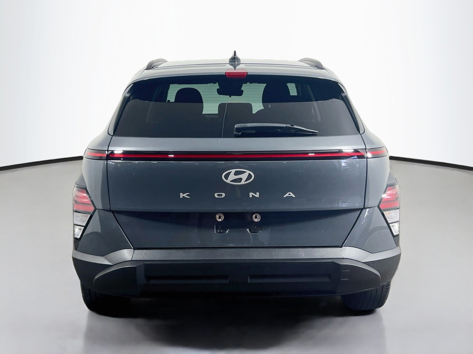 Used 2025 Gray Hyundai SEL image 19