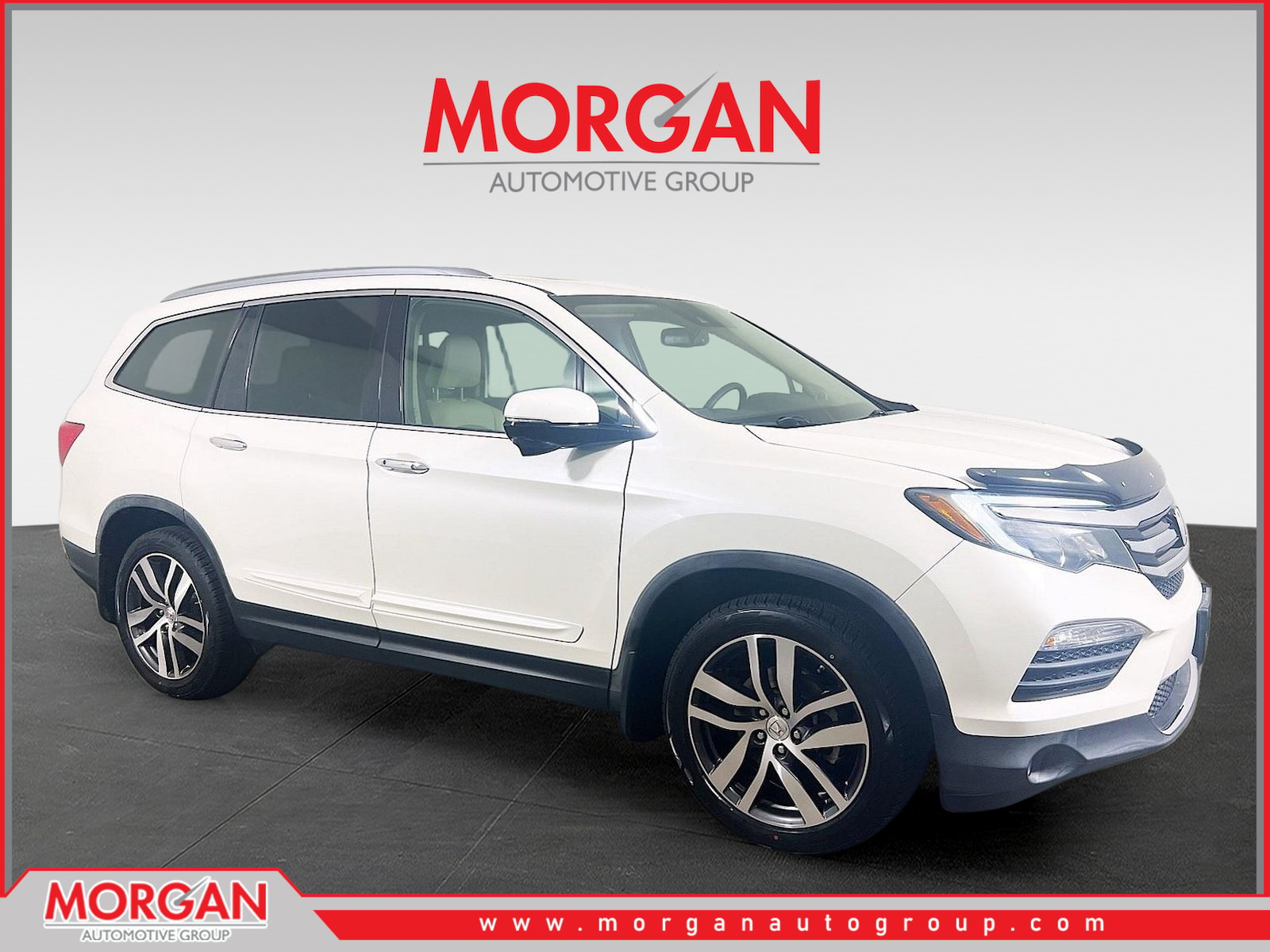 2017 Honda Pilot 4WD Touring's photo