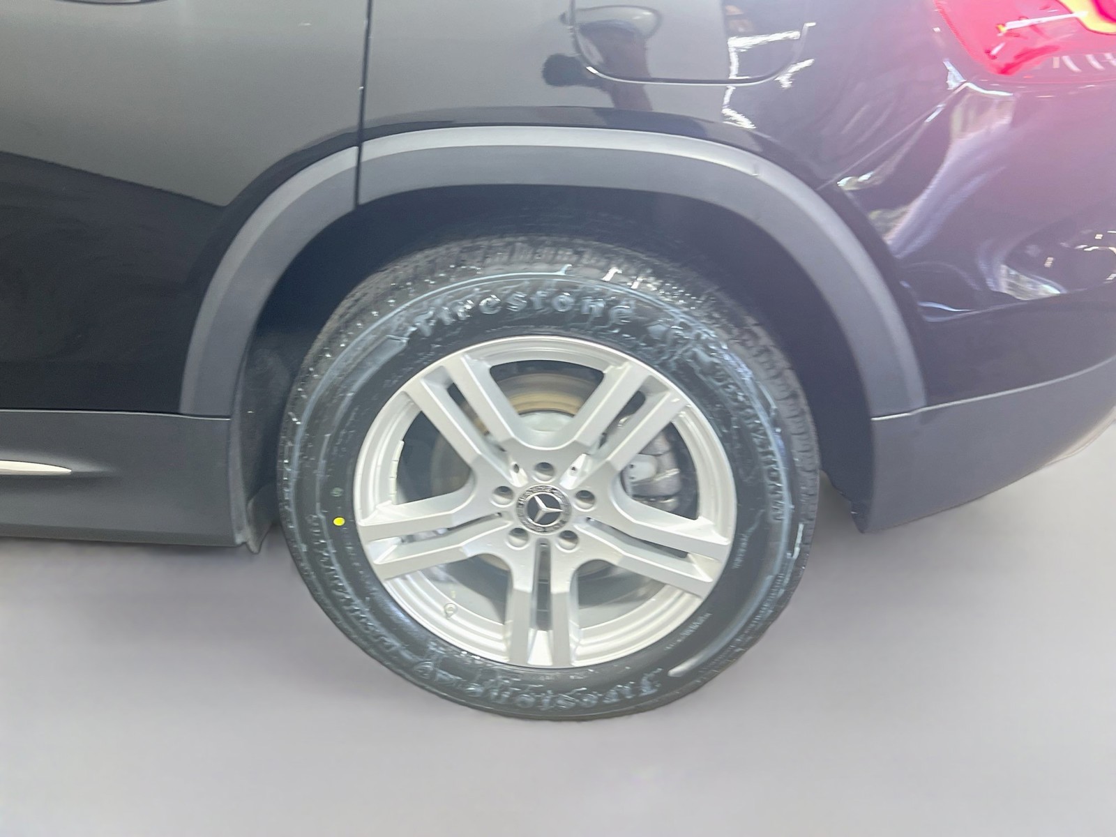 Used 2023 Black Mercedes-Benz GLB 250 image 21
