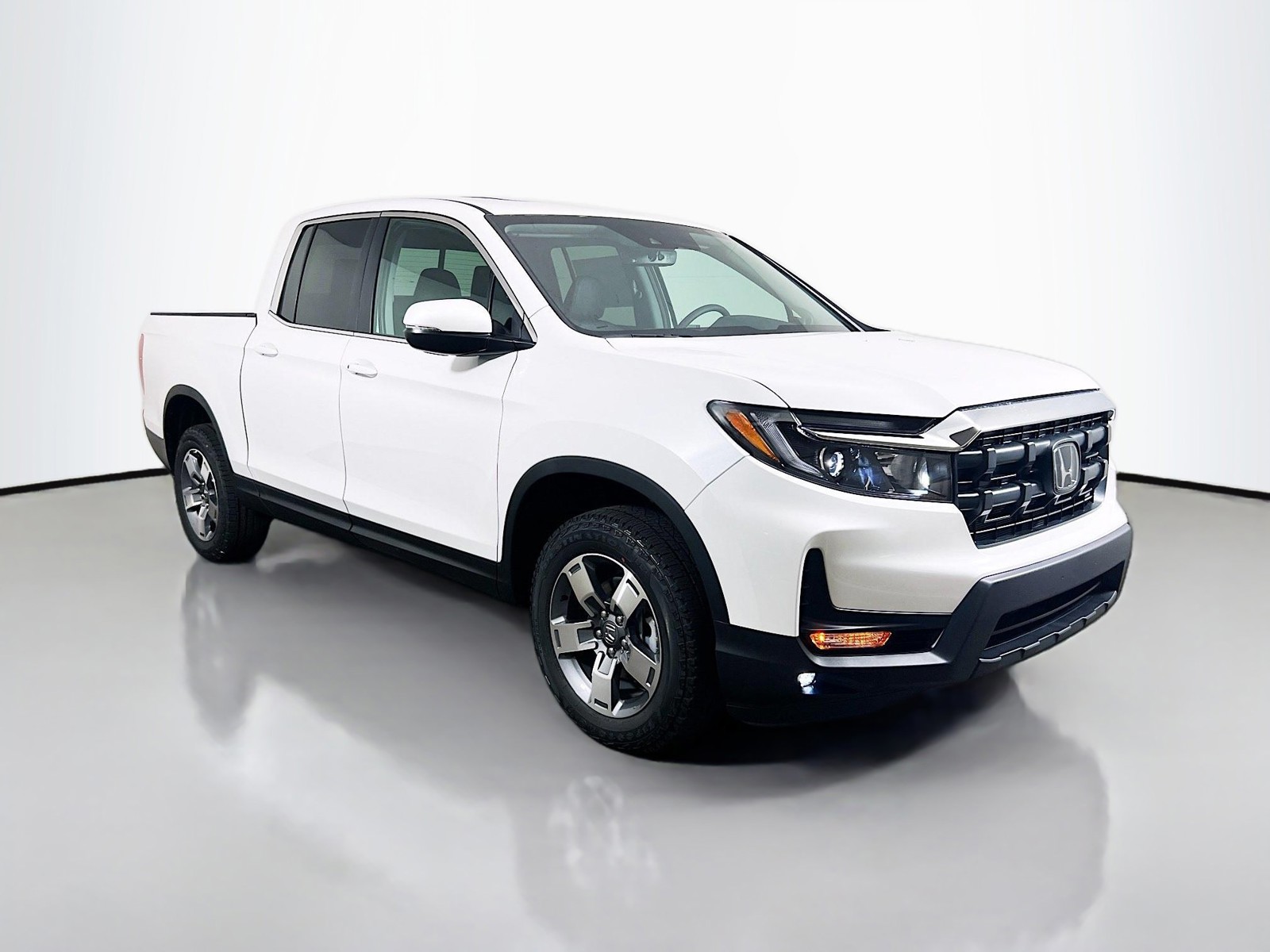 New 2026 White Honda RTL image 29