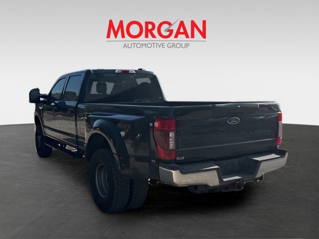 Used 2022 Agate Black Metallic Ford XLT image 5