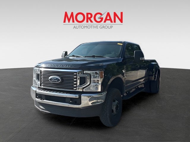 Used 2022 Agate Black Metallic Ford XLT image 3