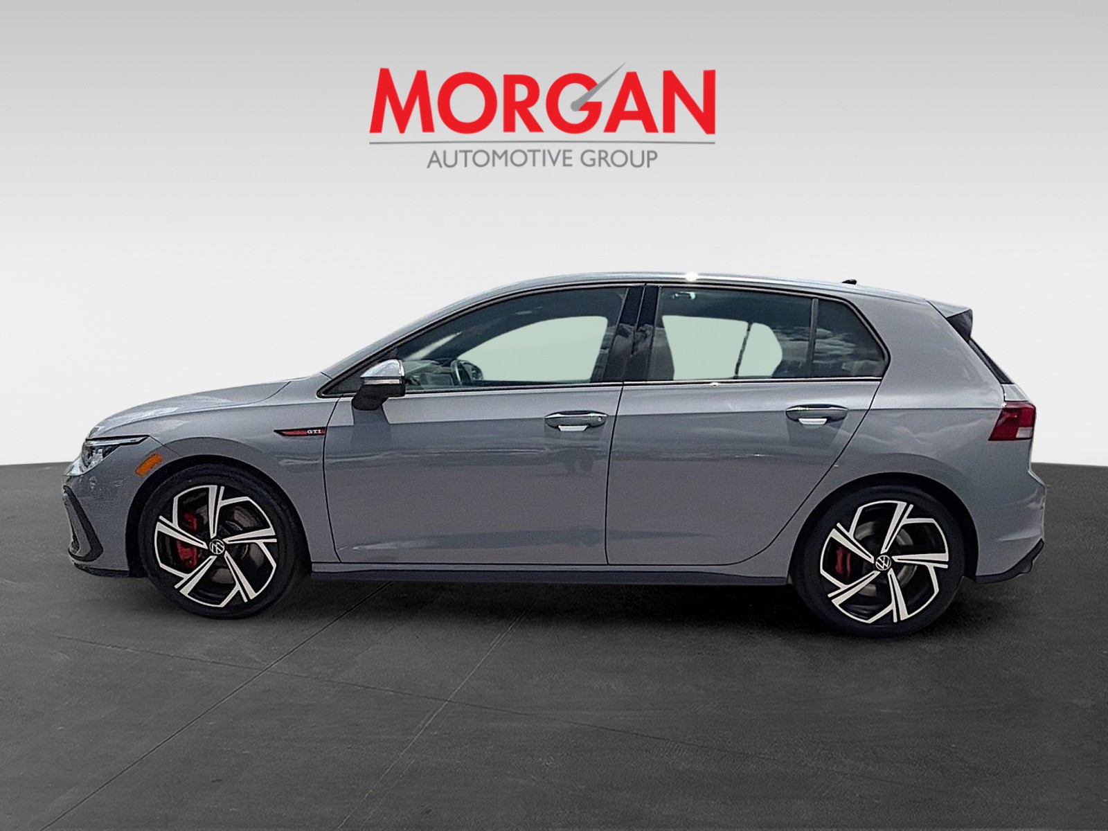 Used 2024 Moonstone Gray Volkswagen SE image 6