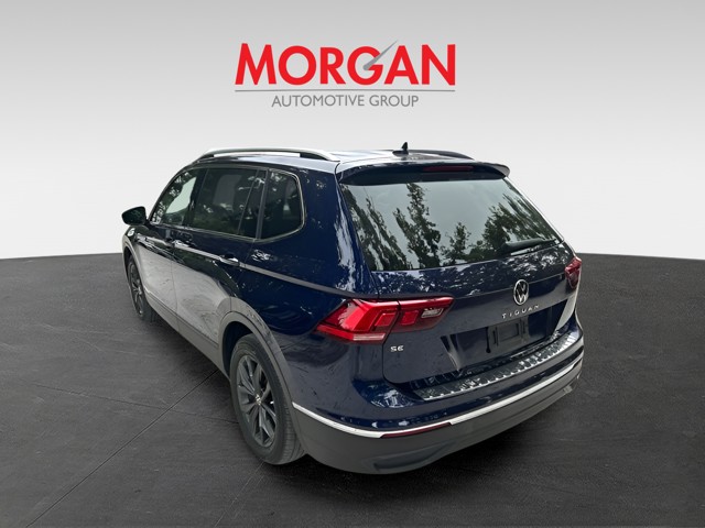 Used 2023 Atlantic Blue Metallic Volkswagen SE image 3