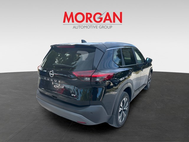Used 2023 Super Black Nissan SV image 4