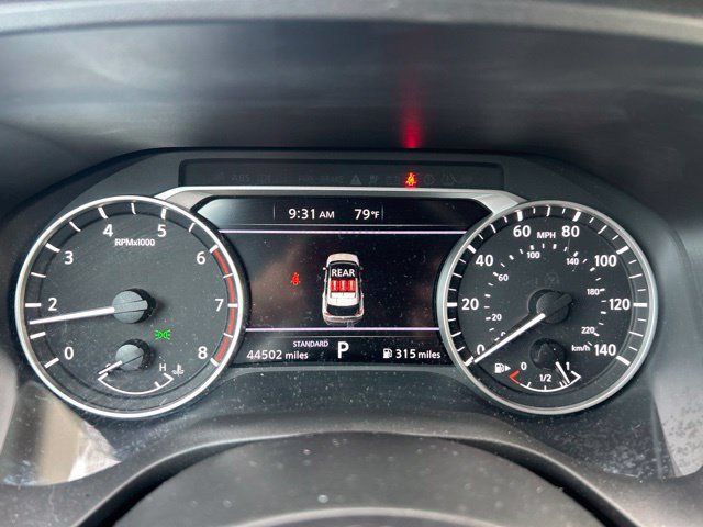 Used 2023 Super Black Nissan SV image 10
