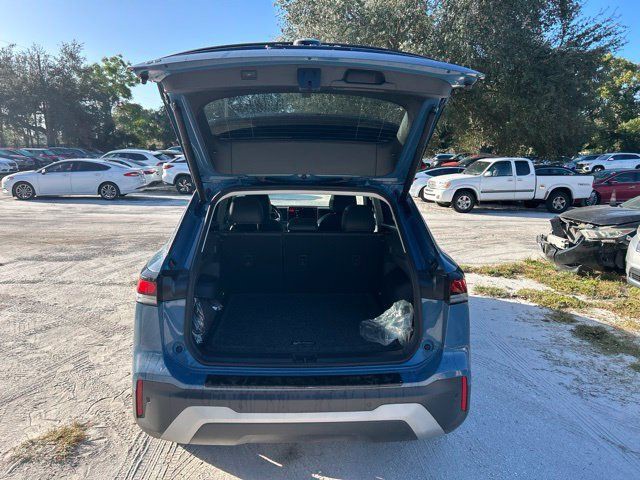 Used 2026 Monterey Blue Pearl Volkswagen SE image 7