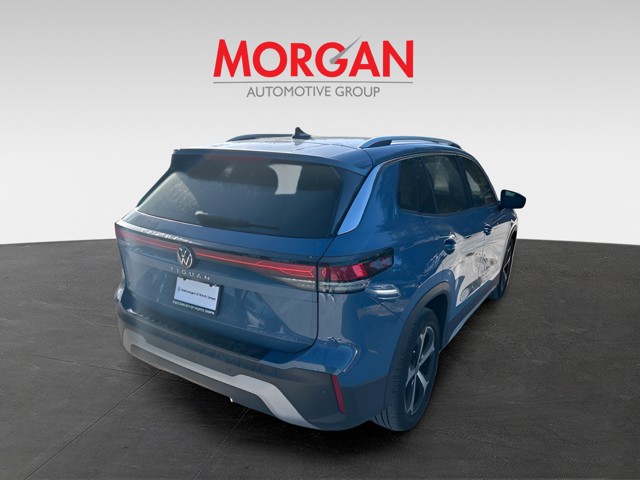 Used 2026 Monterey Blue Pearl Volkswagen SE image 4