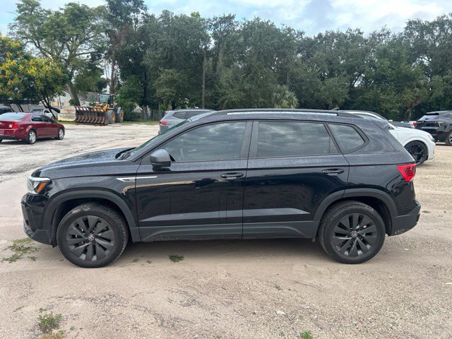 Used 2023 Deep Black Volkswagen S image 16