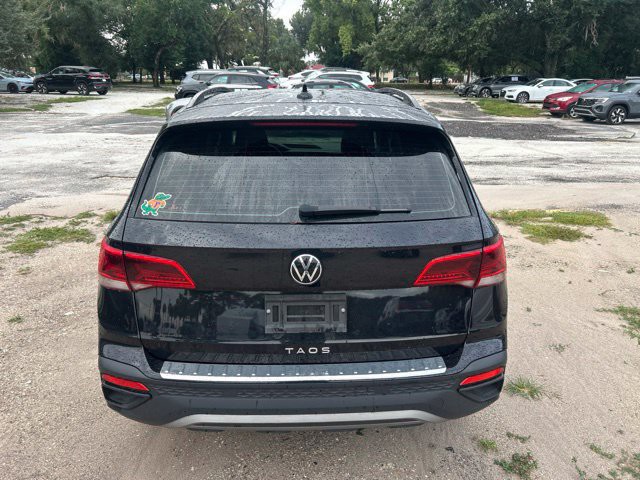 Used 2023 Deep Black Volkswagen S image 17