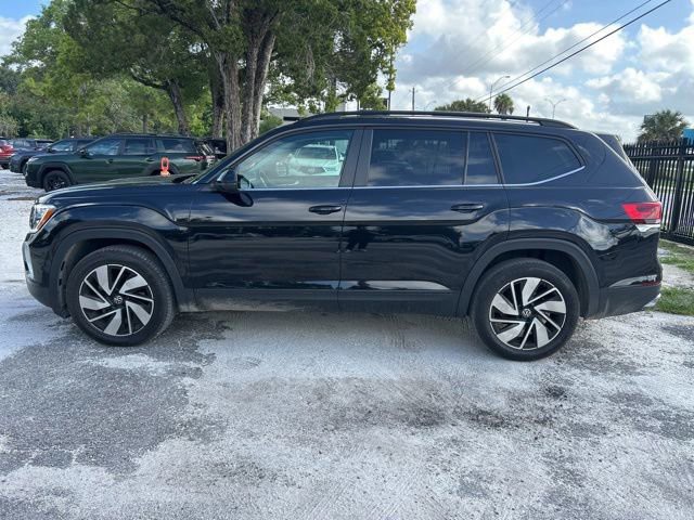 Used 2024 Deep Black Pearl Volkswagen 2.0T SE w/Technology image 16