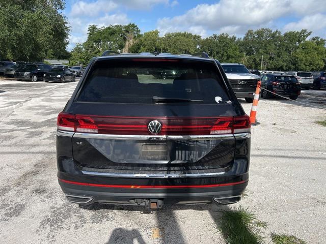 Used 2024 Deep Black Pearl Volkswagen 2.0T SE w/Technology image 17