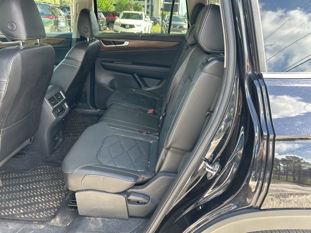 Used 2024 Deep Black Pearl Volkswagen 2.0T SE w/Technology image 6