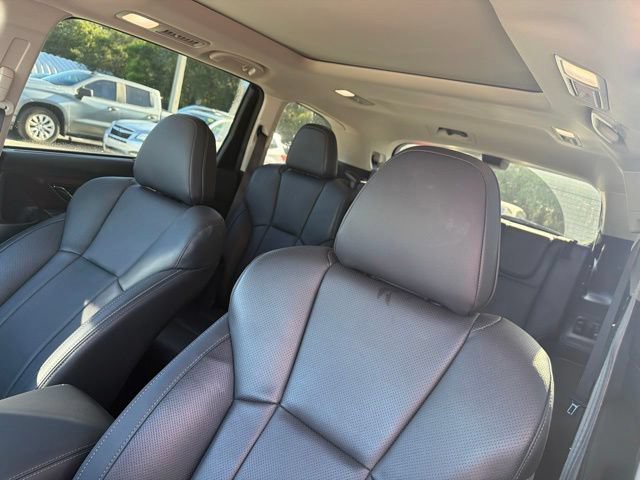 Used 2025 Magnetite Gray Metallic Subaru Touring image 7