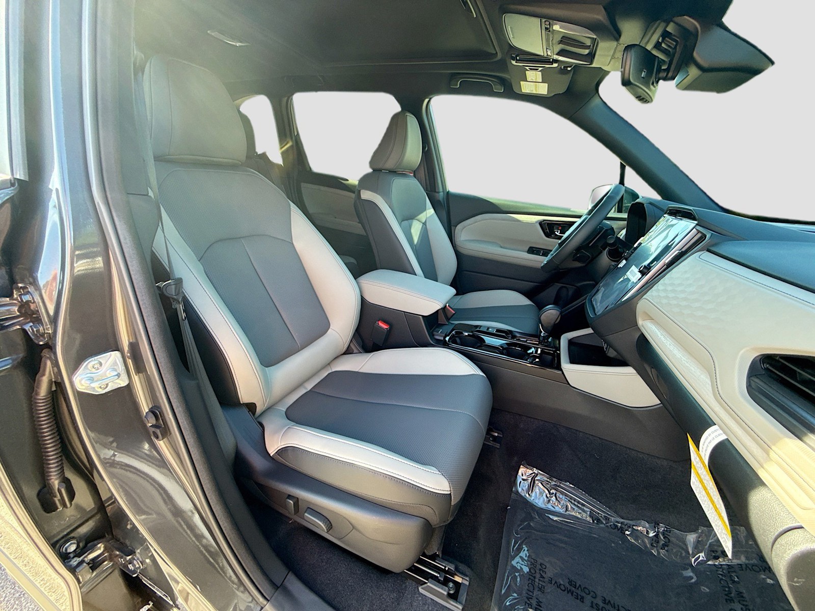 New 2026 Magnetite Gray Metallic Subaru Limited image 15