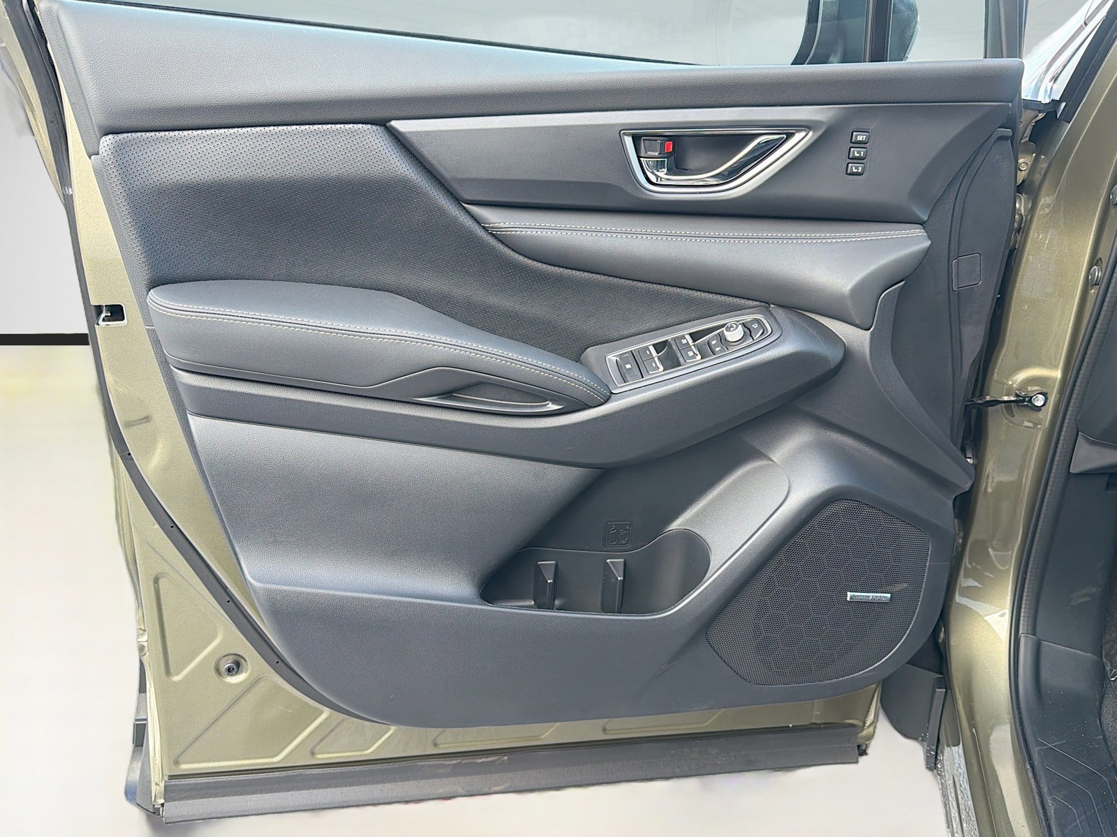 New 2026 Autumn Green Metallic Subaru Limited image 22