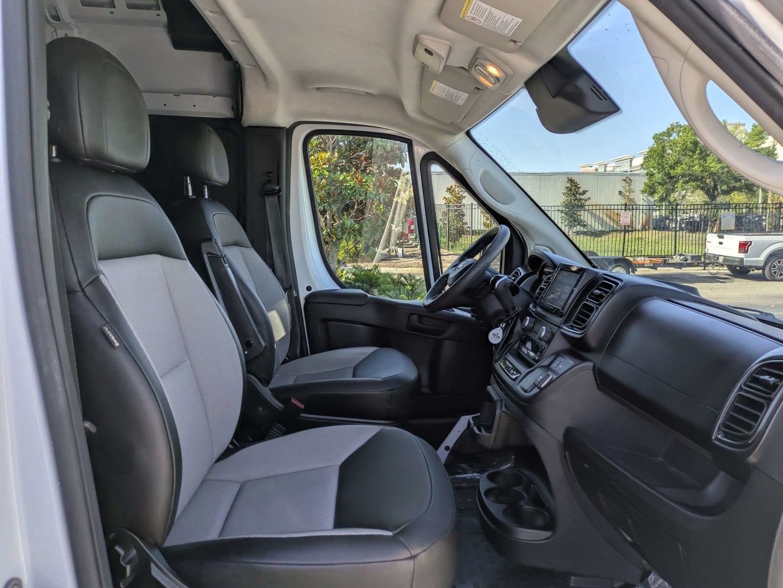 Used 2025 White Ram High Roof image 13