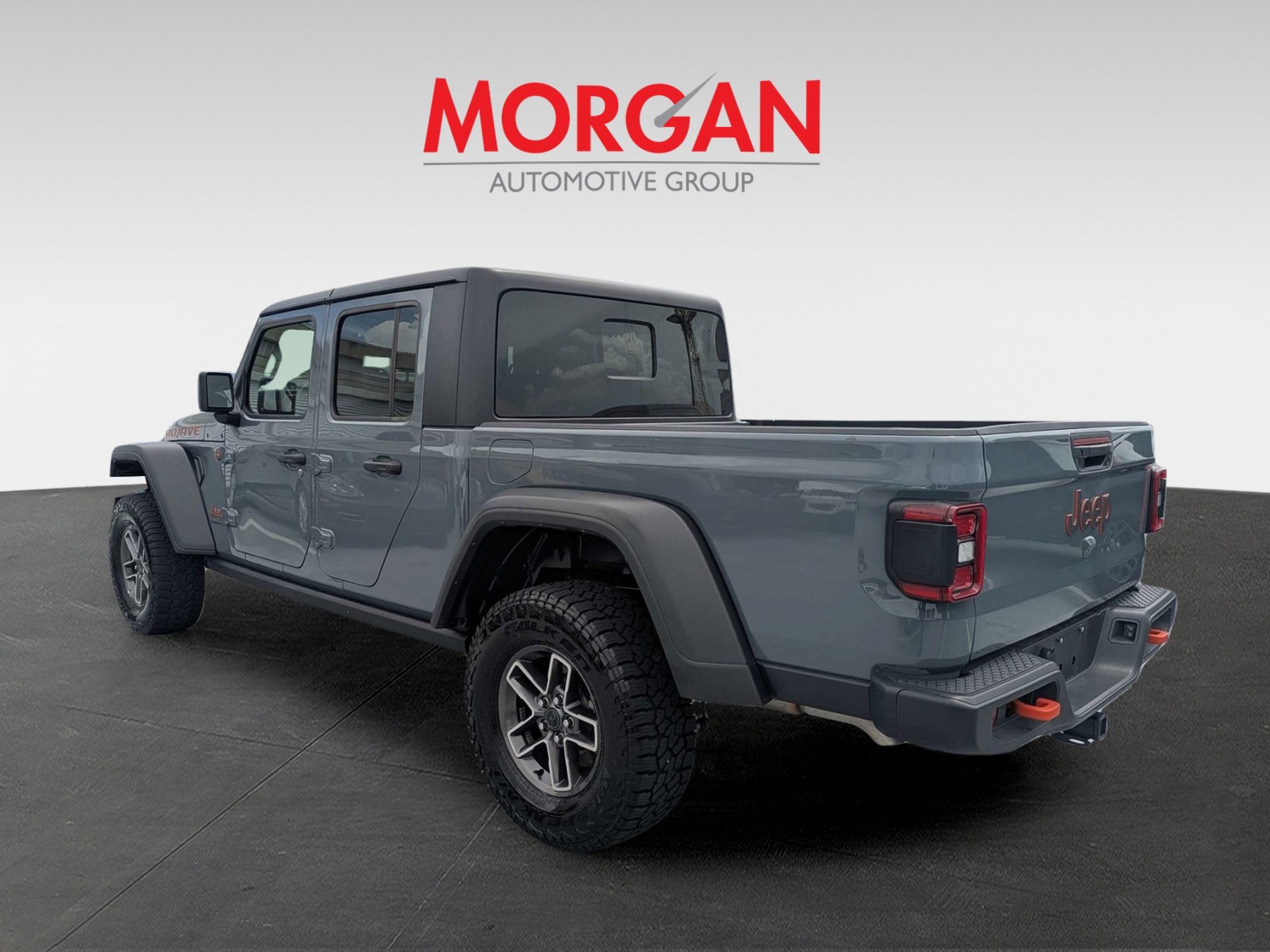 Certified Used 2026 Gray Jeep Mojave image 5