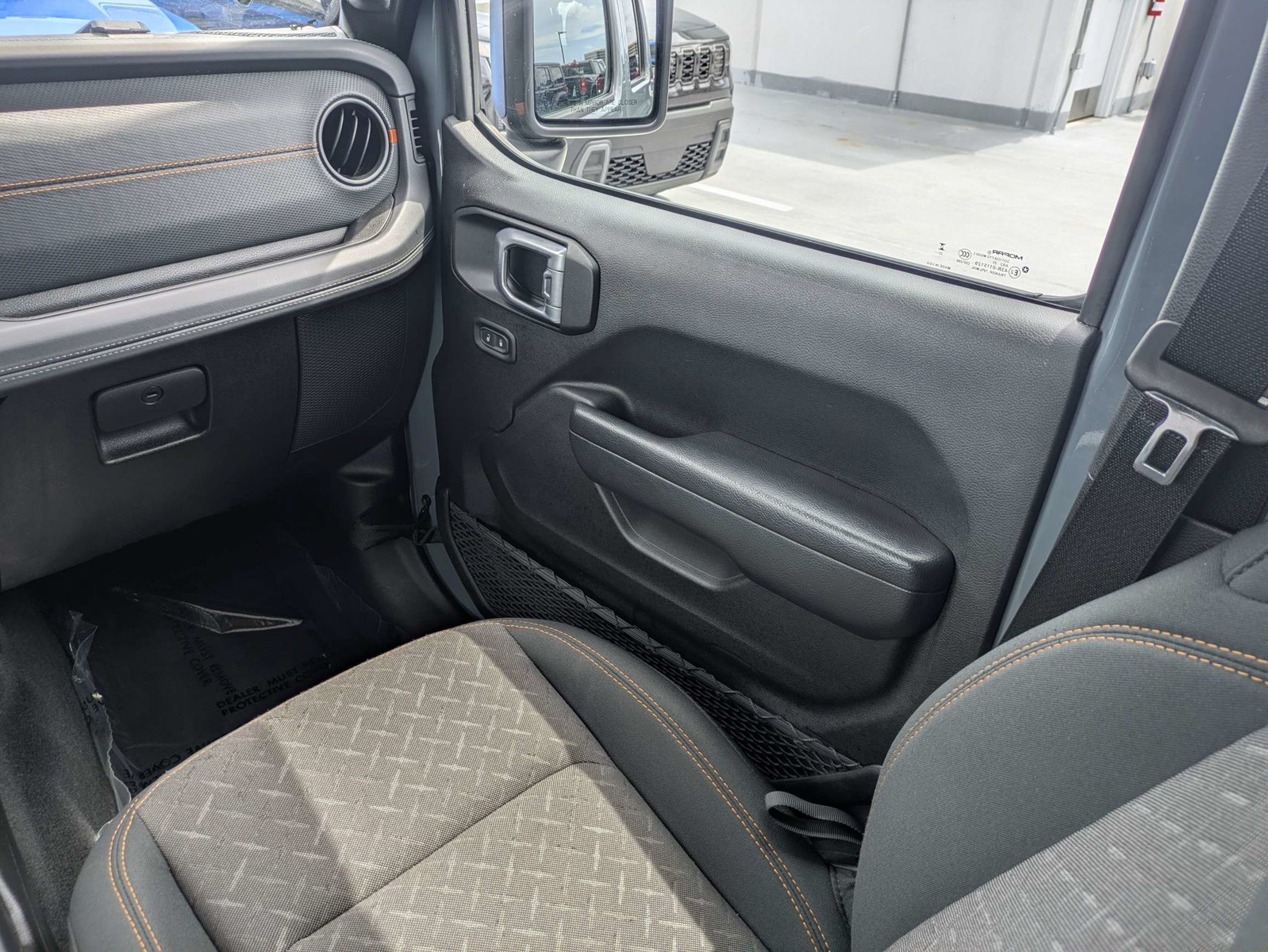 Certified Used 2026 Gray Jeep Mojave image 17