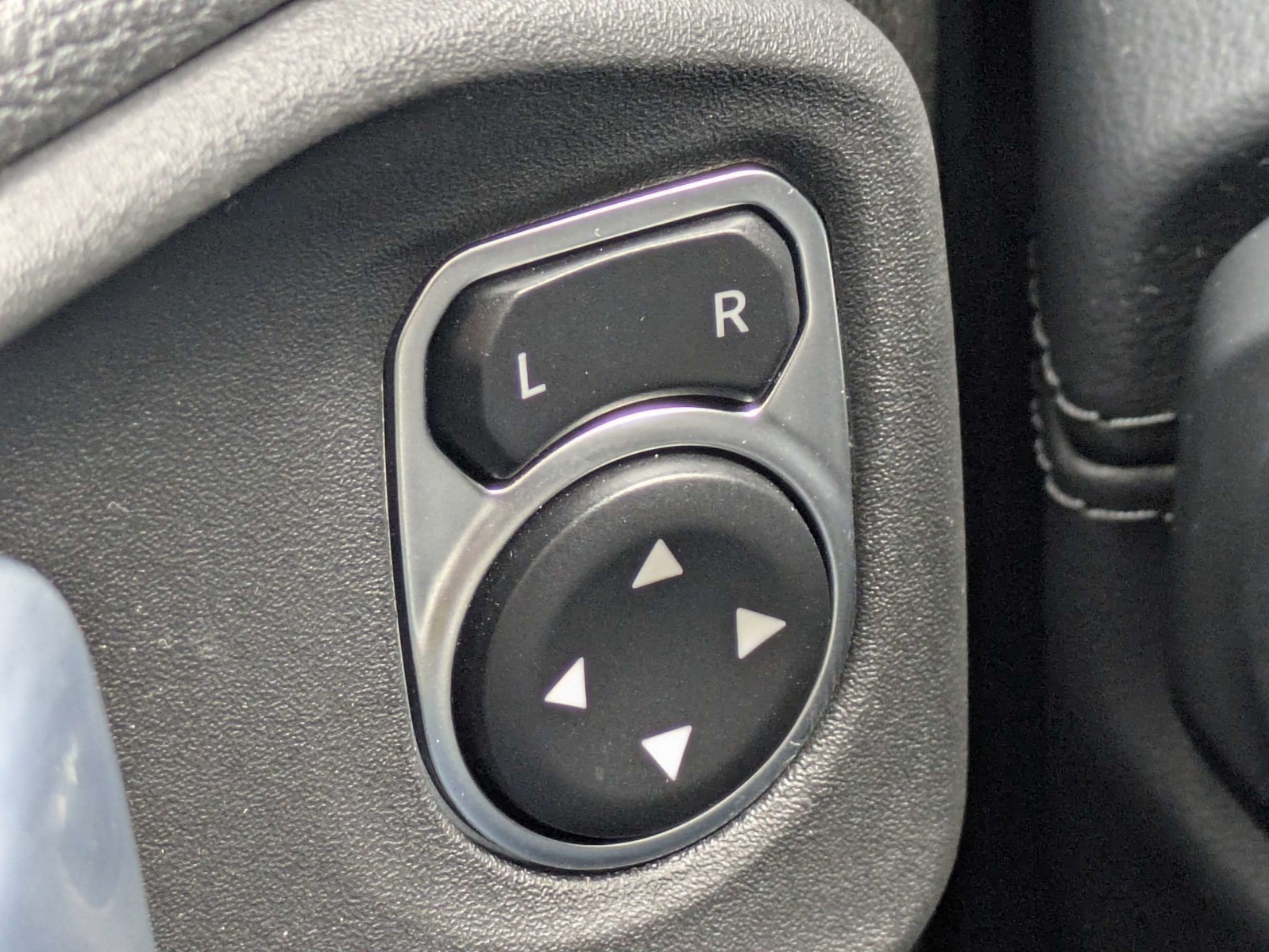 Certified Used 2026 Gray Jeep Mojave image 24
