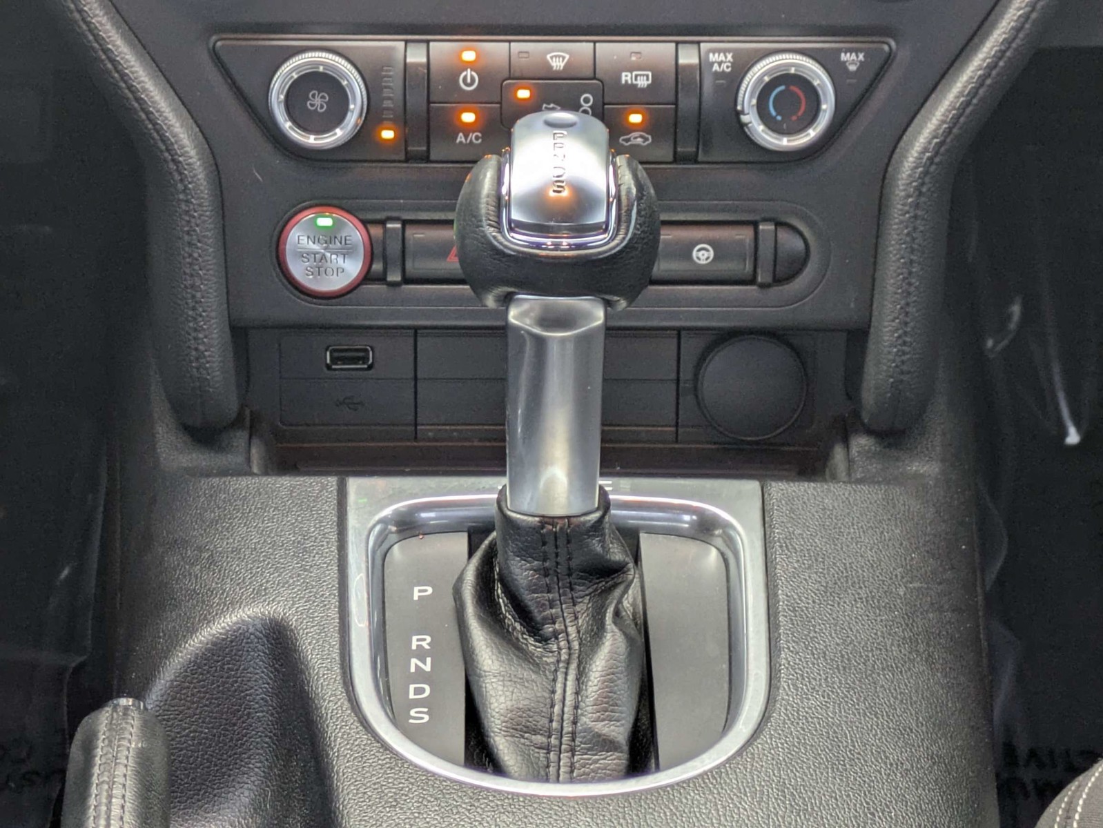 Used 2019 Red Ford GT image 20