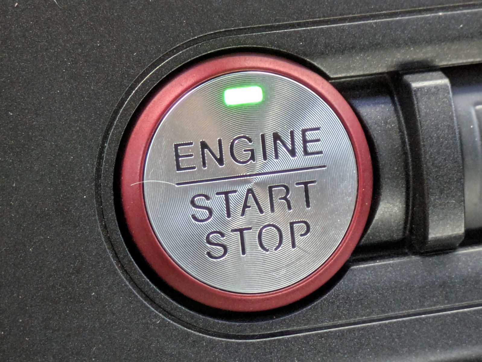 Used 2019 Red Ford GT image 31