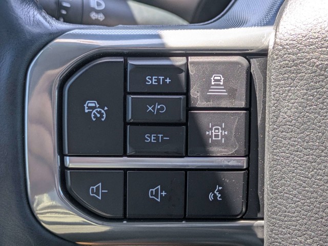 Used 2024 Gray Ford Limited image 22