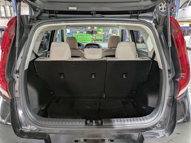 Used 2020 Black Kia LX image 12
