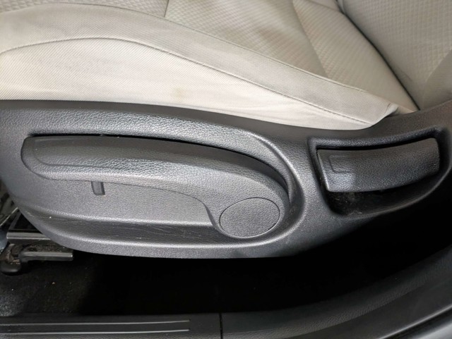 Used 2020 Black Kia LX image 19