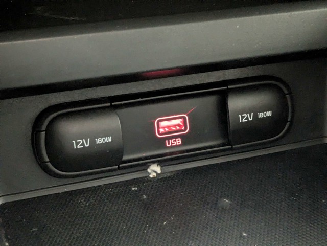 Used 2020 Black Kia LX image 21
