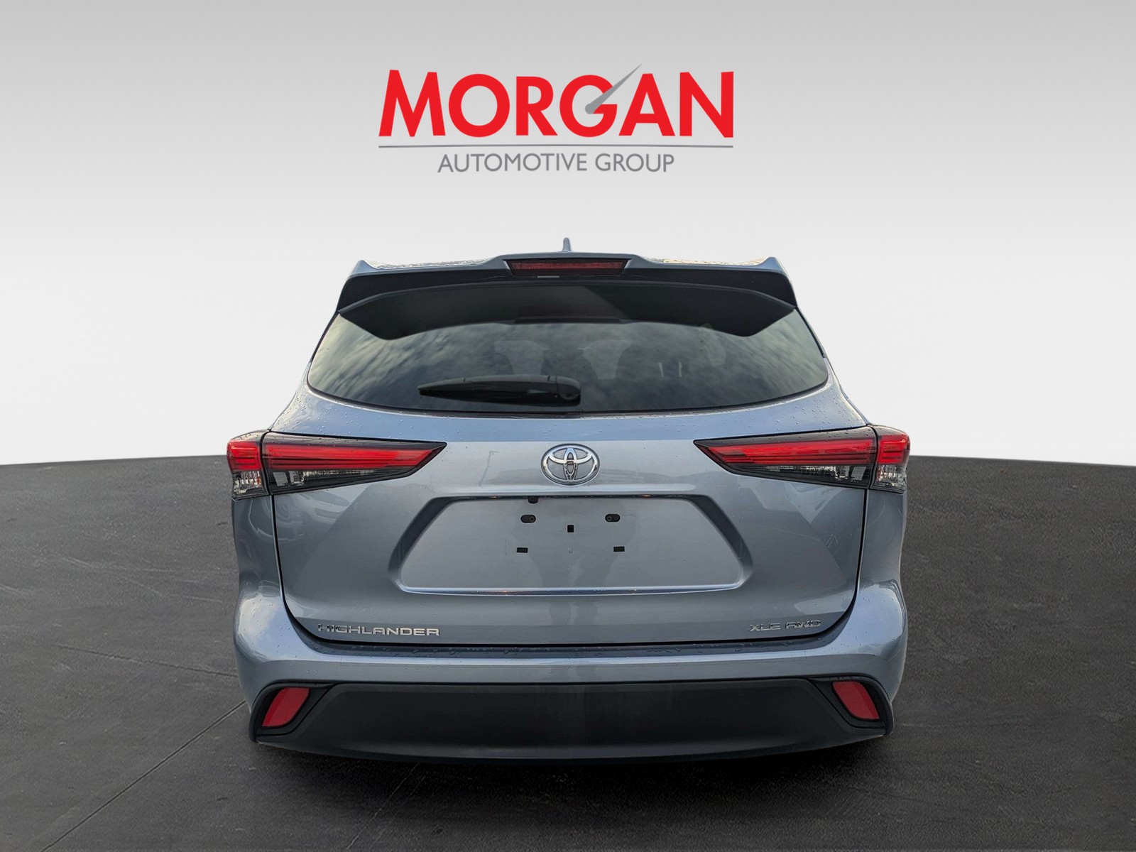 Used 2021  Toyota XLE image 4