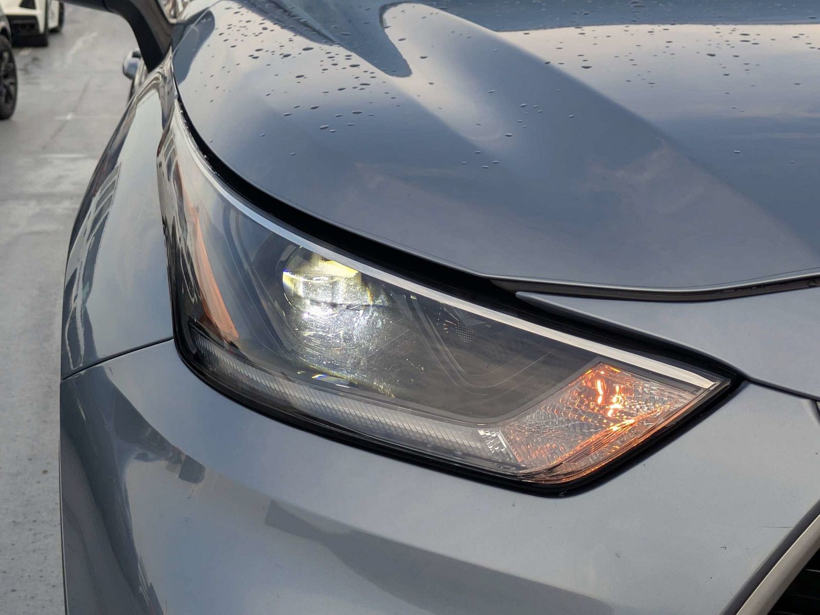 Used 2021  Toyota XLE image 8