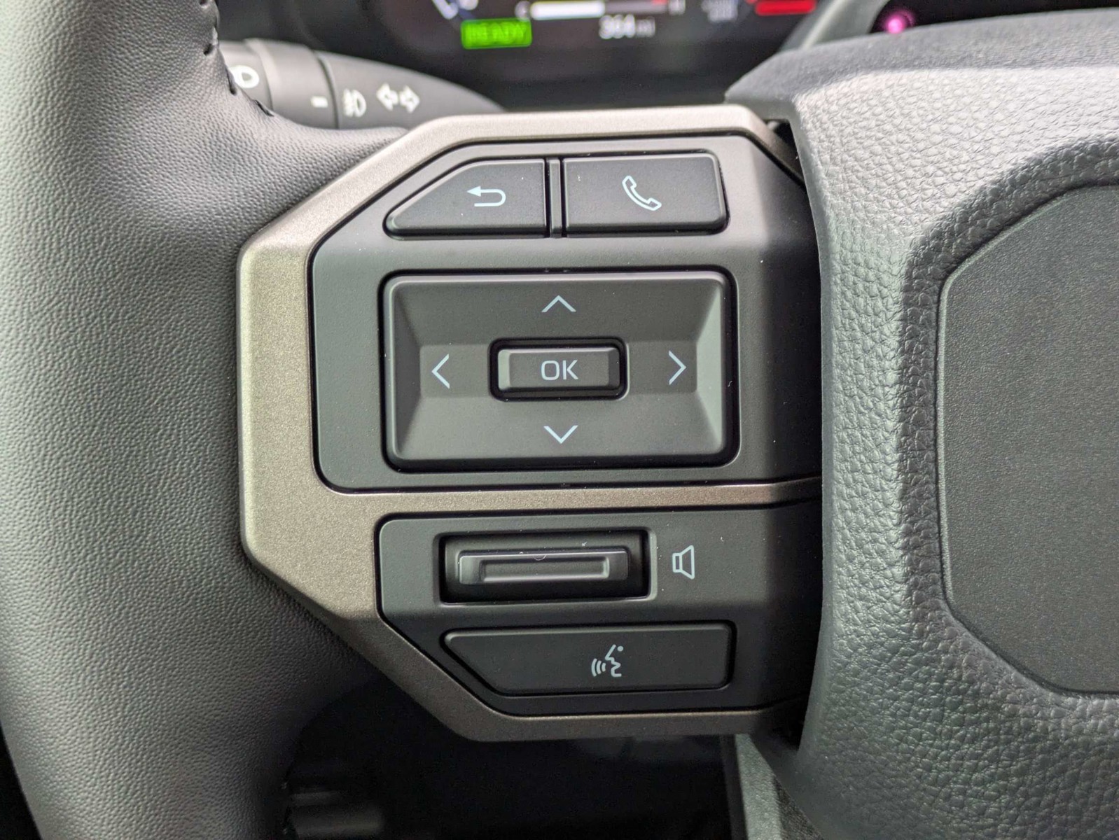 Used 2027 White Toyota Base image 27