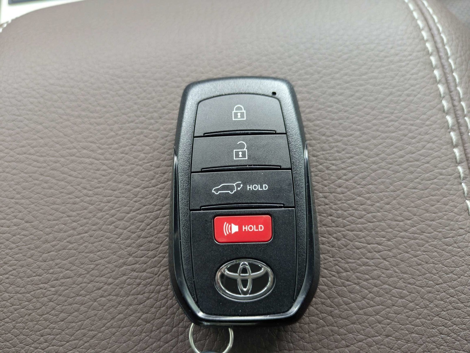 Used 2027 White Toyota Base image 32