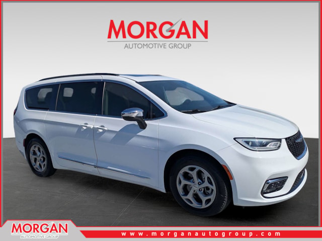 2023 Chrysler Pacifica Limited's photo