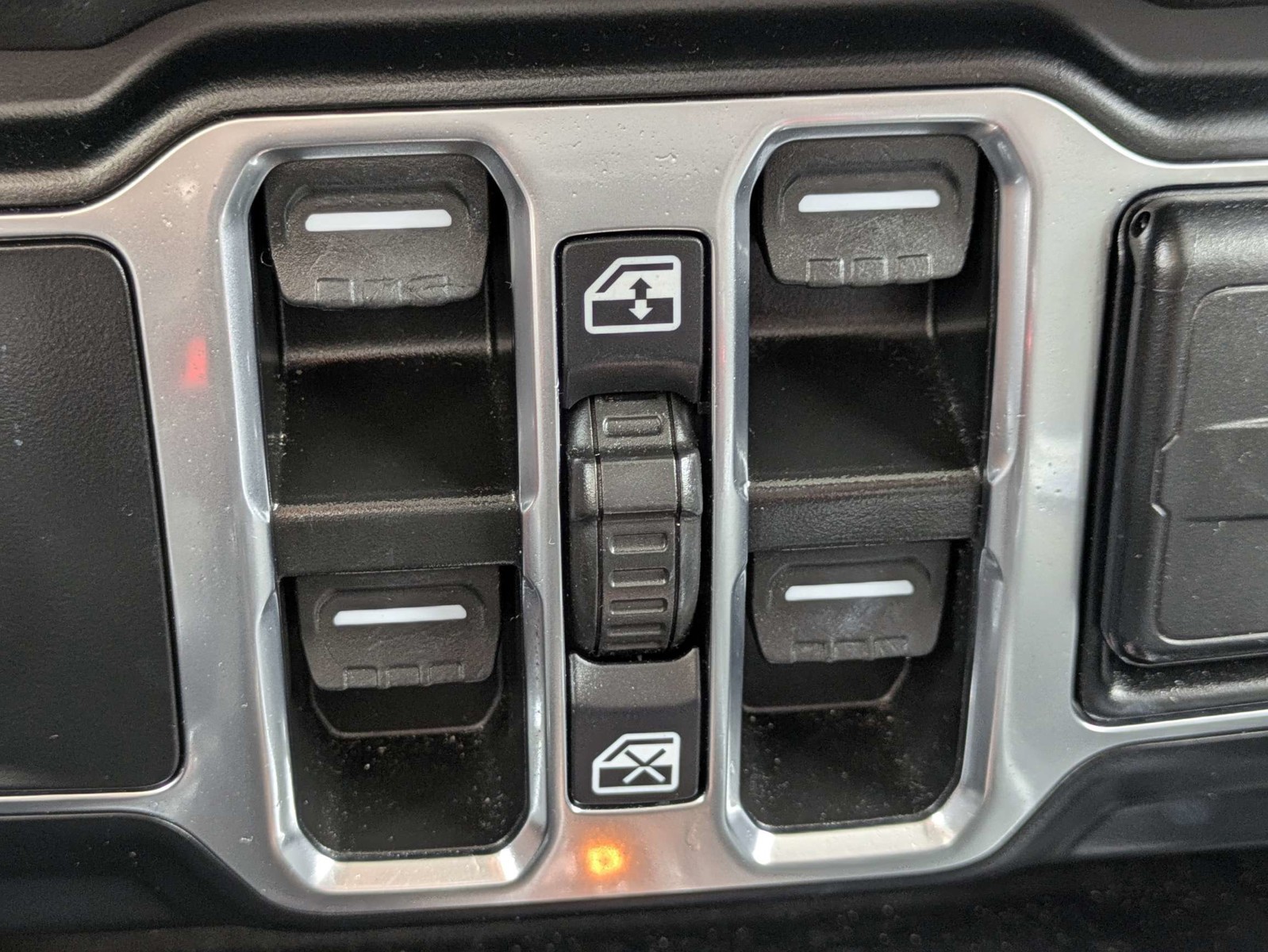 Certified Used 2024 White Jeep Sport S image 23
